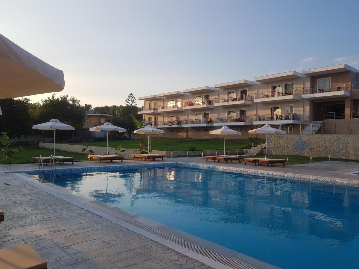 Ocean Hotel Resort Кастросикия Экстерьер фото
