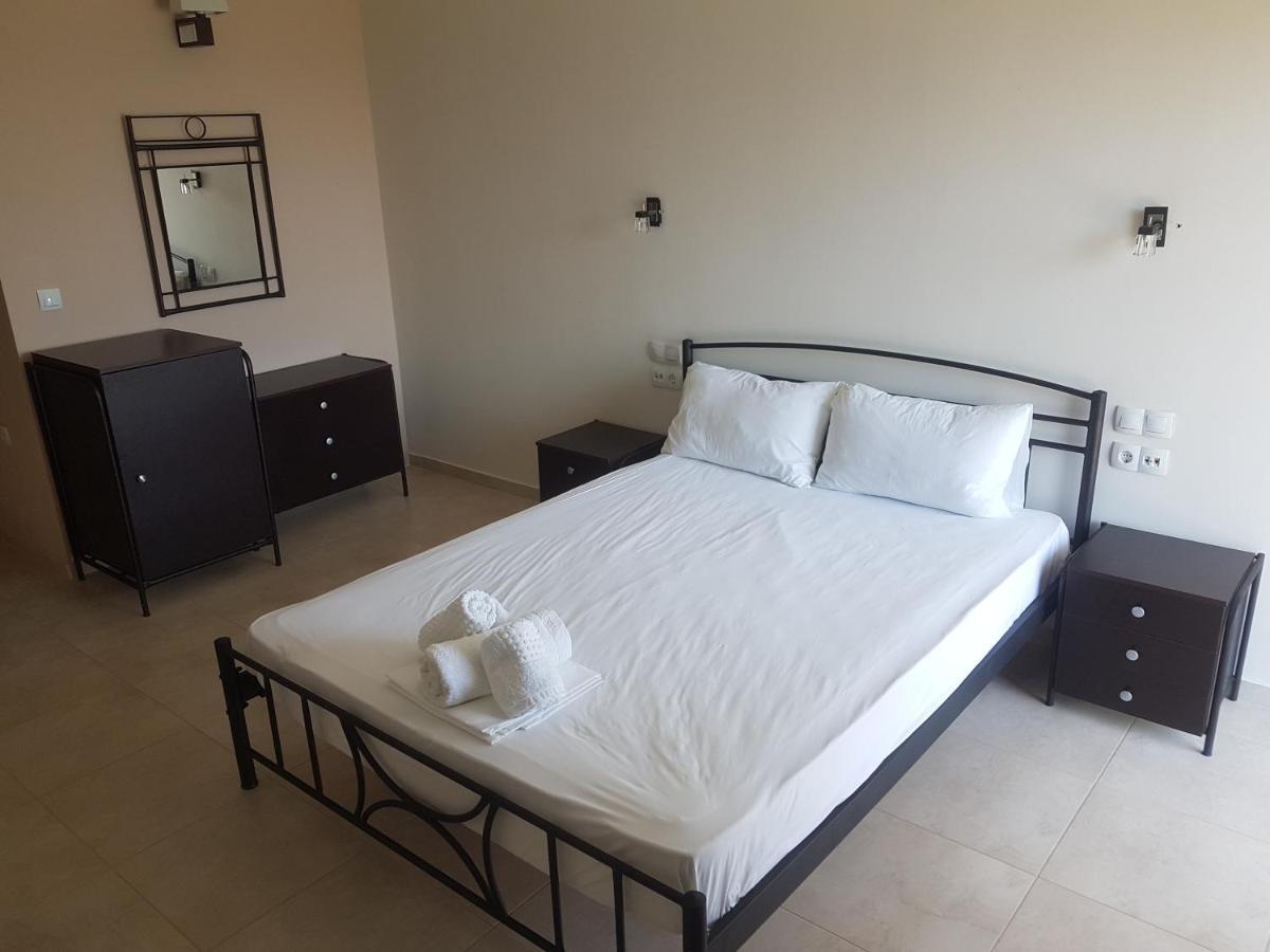 Ocean Hotel Resort Кастросикия Экстерьер фото