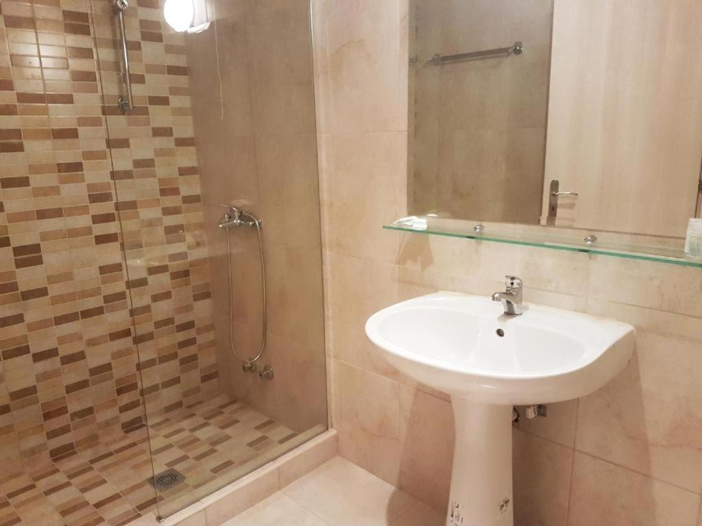Ocean Hotel Resort Кастросикия Экстерьер фото