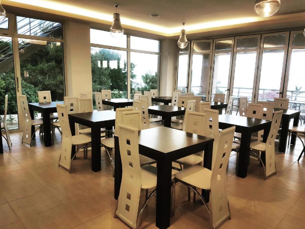 Ocean Hotel Resort Кастросикия Экстерьер фото